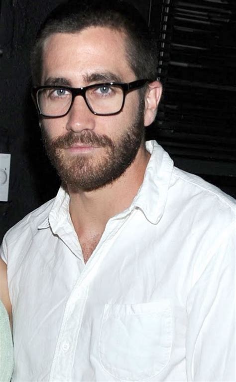 jake gyllenhaal glasses.